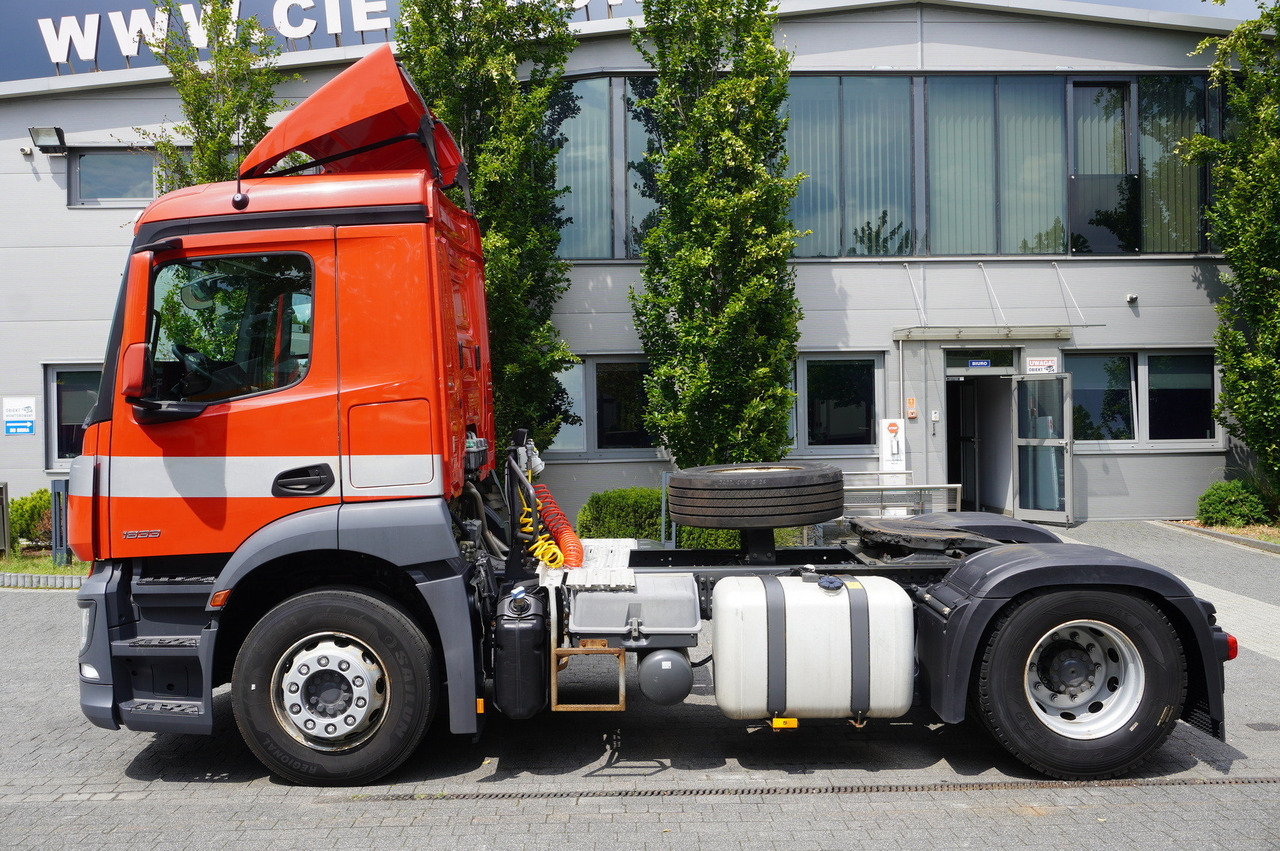 MERCEDES-BENZ Actros 1833 tractor unit / 260 tho. km - Trekkvogn: bilde 2 MERCEDES-BENZ Actros 1833 tractor unit / 260 tho. km - Trekkvogn: bilde 2