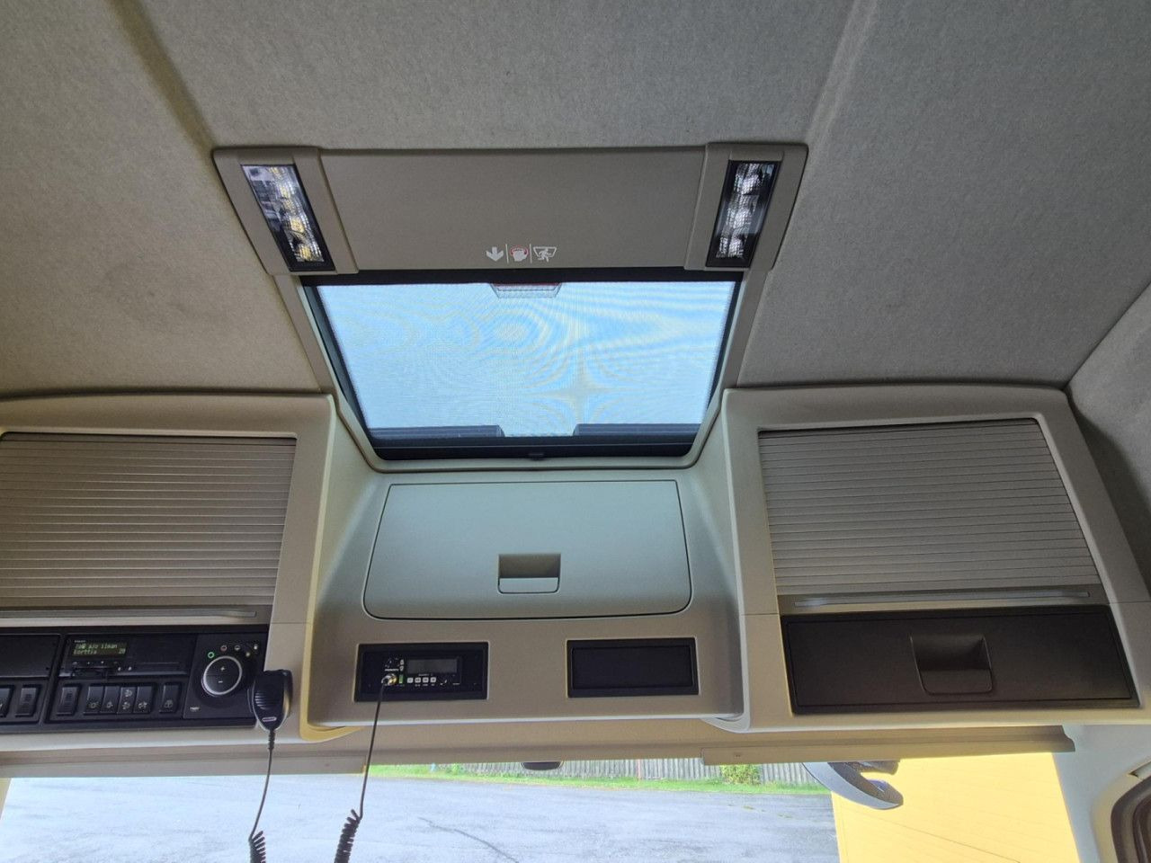 Tømmerbil for transport av skog VOLVO FH 750 8x4 / 2 lifted axles / timber truck: bilde 14