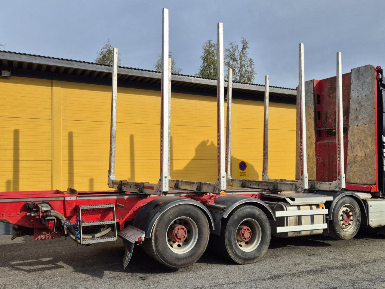 VOLVO FH 750 8x4 / 2 lifted axles / timber truck - Chassis lastebil: bilde 4 VOLVO FH 750 8x4 / 2 lifted axles / timber truck - Chassis lastebil: bilde 4