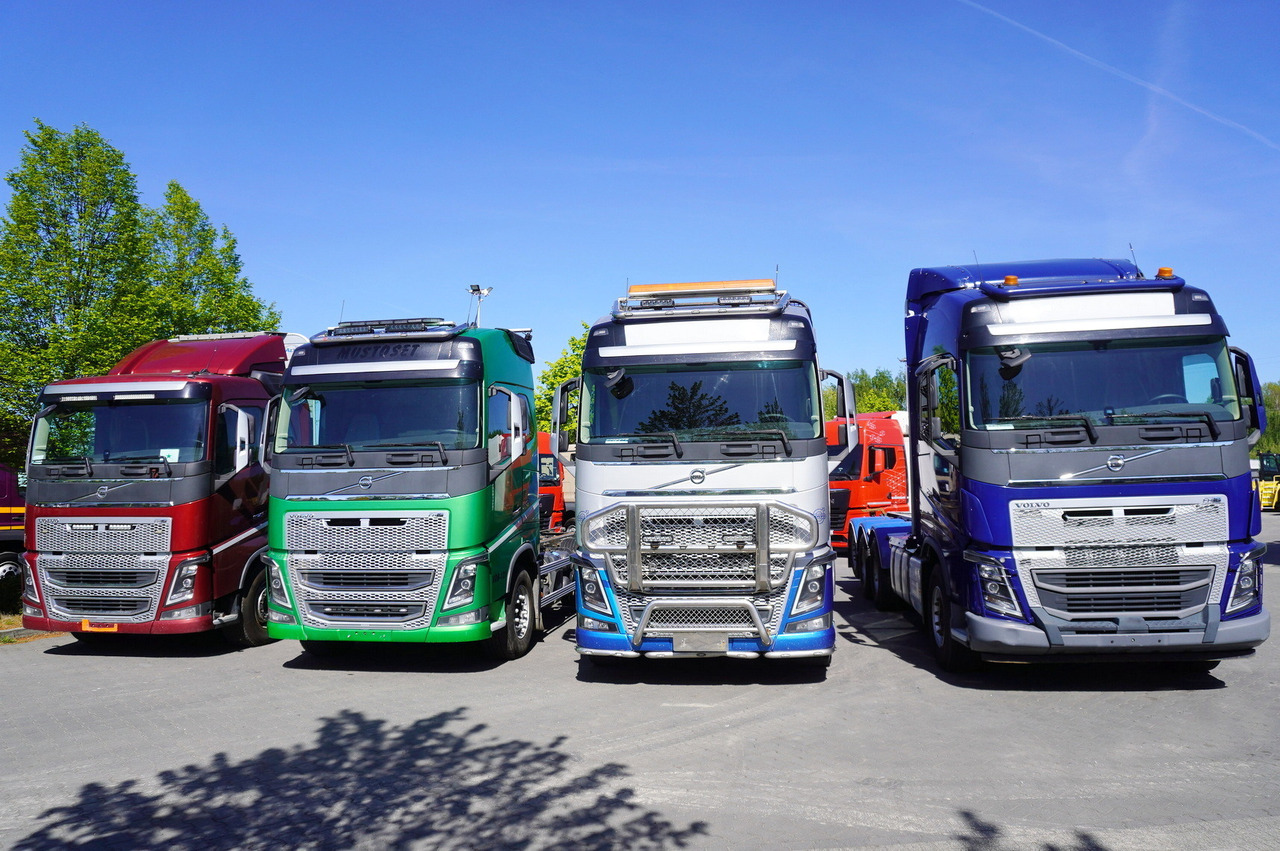 VOLVO FH16 750 / 750 HP! / chassis / 4 units 8x4 - Kranbil: bilde 2 VOLVO FH16 750 / 750 HP! / chassis / 4 units 8x4 - Kranbil: bilde 2