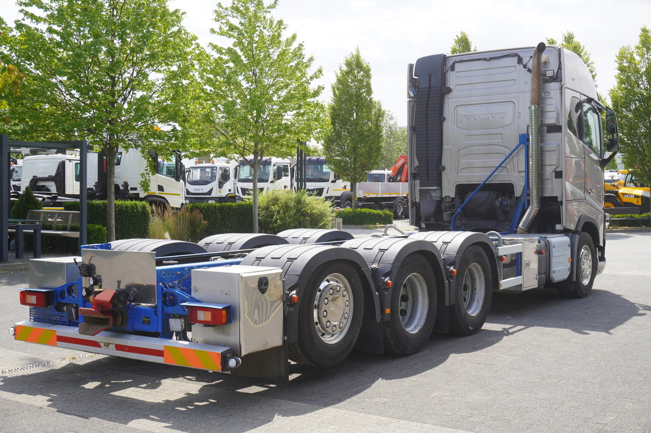 VOLVO FH16 750 8x4x4 / 750 HP! / Frame 685 cm / Steered 4th axle - Chassis lastebil: bilde 5 VOLVO FH16 750 8x4x4 / 750 HP! / Frame 685 cm / Steered 4th axle - Chassis lastebil: bilde 5