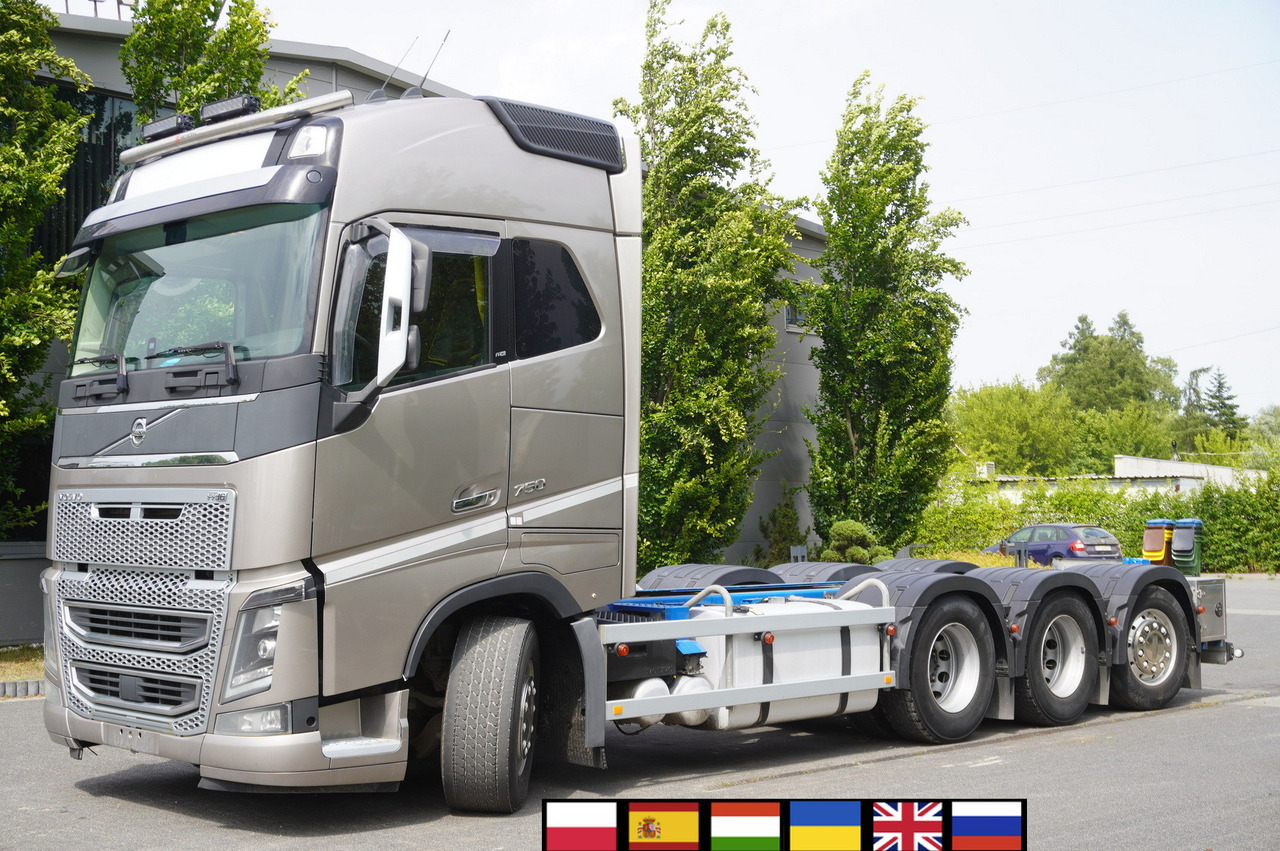 VOLVO FH16 750 8x4x4 / 750 HP! / Frame 685 cm / Steered 4th axle - Chassis lastebil: bilde 1 VOLVO FH16 750 8x4x4 / 750 HP! / Frame 685 cm / Steered 4th axle - Chassis lastebil: bilde 1