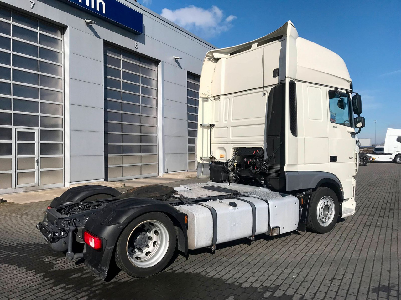 DAF XF 480 FT SSC Low Deck Standklima MX-EngineBrake - Trekkvogn: bilde 4 DAF XF 480 FT SSC Low Deck Standklima MX-EngineBrake - Trekkvogn: bilde 4
