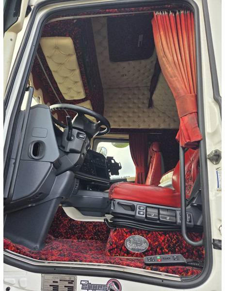 Scania R450 Retarder | Euro 6 | 6x2 | Special Interior | 2016 | King o/t Road | New Tacho - Trekkvogn: bilde 3 Scania R450 Retarder | Euro 6 | 6x2 | Special Interior | 2016 | King o/t Road | New Tacho - Trekkvogn: bilde 3