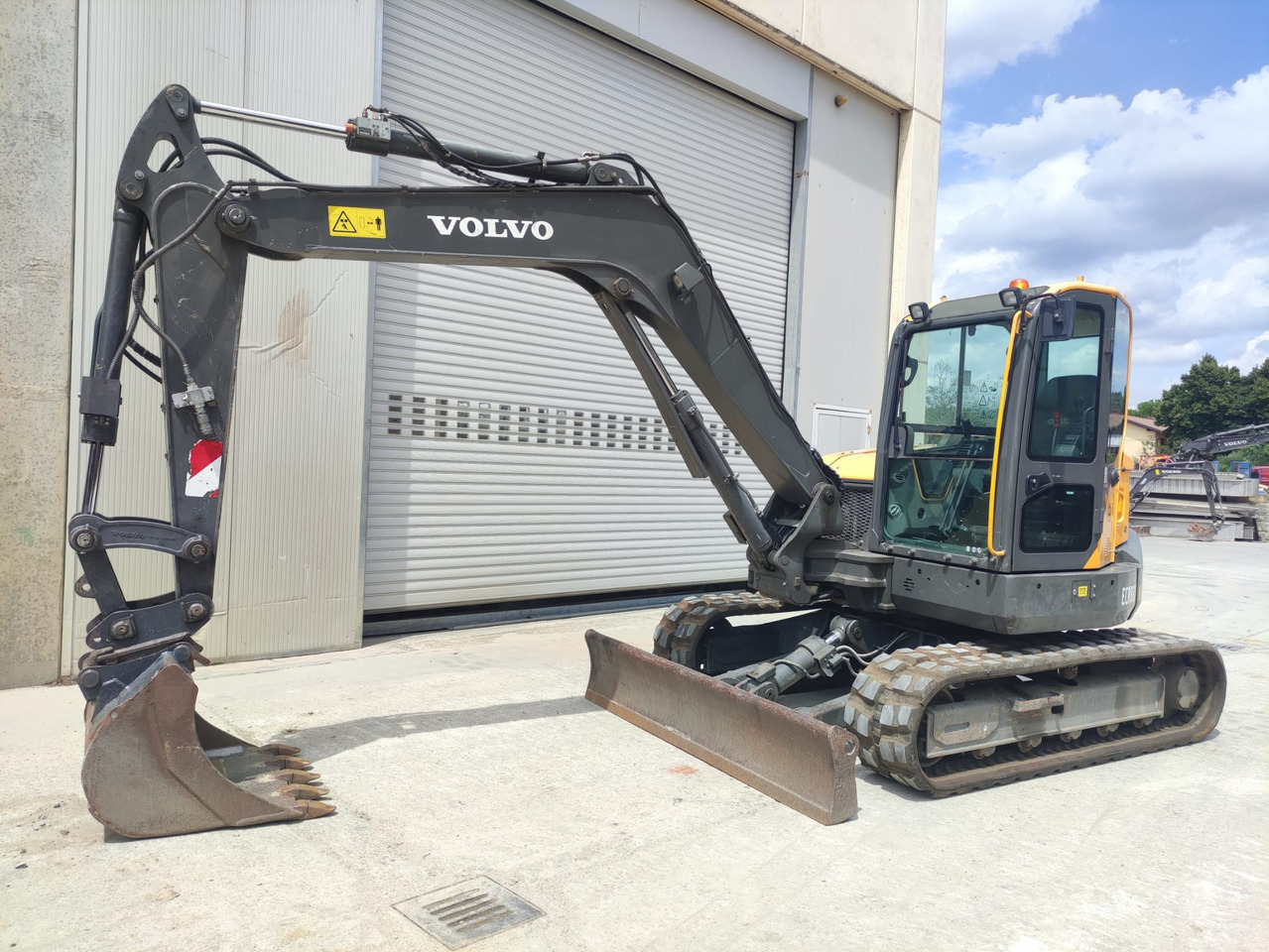 VOLVO ECR88D - Beltegraver: bilde 1 VOLVO ECR88D - Beltegraver: bilde 1
