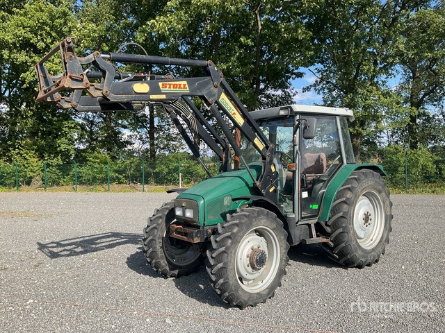 1998 Massey Ferguson 4225A 4WD Tractor - Traktor: bilde 1 1998 Massey Ferguson 4225A 4WD Tractor - Traktor: bilde 1