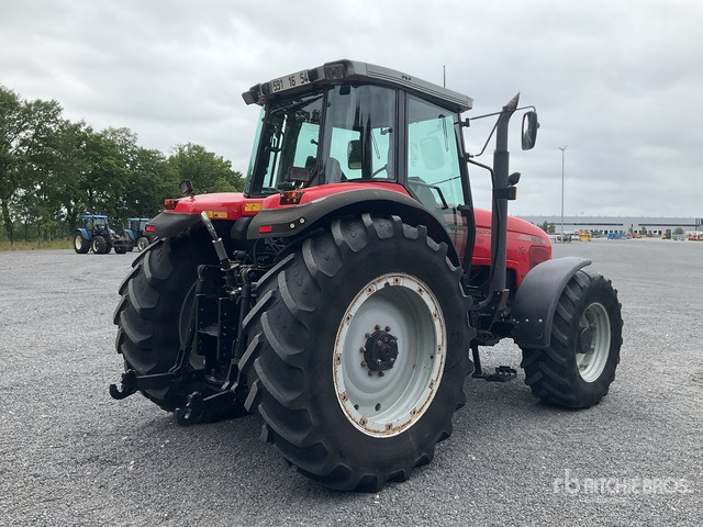 2002 Massey Ferguson 8240 4WD Tractor - Traktor: bilde 4 2002 Massey Ferguson 8240 4WD Tractor - Traktor: bilde 4