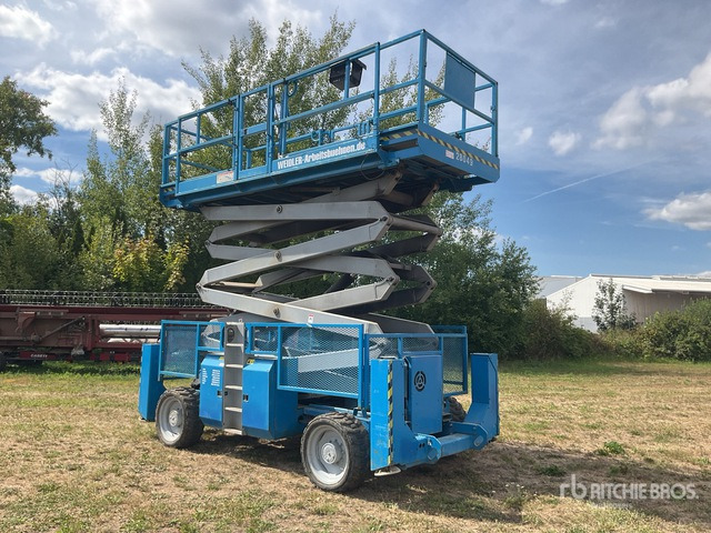 2007 Genie 4390RT 4x4 Diesel Scissor Lift - Sakselift: bilde 3 2007 Genie 4390RT 4x4 Diesel Scissor Lift - Sakselift: bilde 3