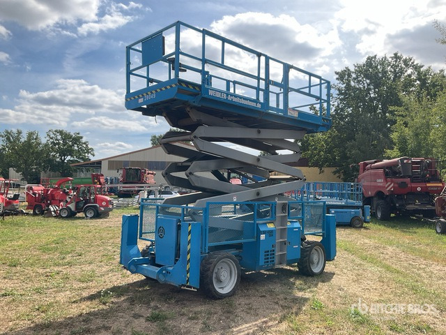 2007 Genie 4390RT 4x4 Diesel Scissor Lift - Sakselift: bilde 4 2007 Genie 4390RT 4x4 Diesel Scissor Lift - Sakselift: bilde 4