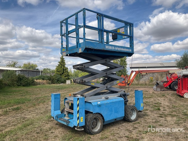 2007 Genie GS2668RT 4x4 Diesel Scissor Lift - Sakselift: bilde 2 2007 Genie GS2668RT 4x4 Diesel Scissor Lift - Sakselift: bilde 2