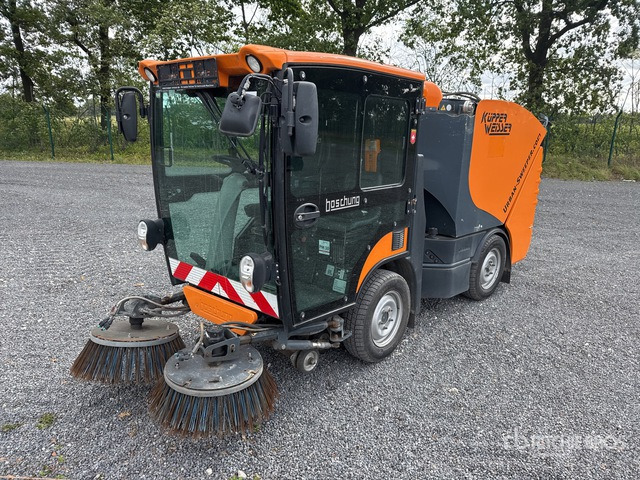 2016 Boschung S2 Urban Sweeper Truck - Feiebil: bilde 1 2016 Boschung S2 Urban Sweeper Truck - Feiebil: bilde 1