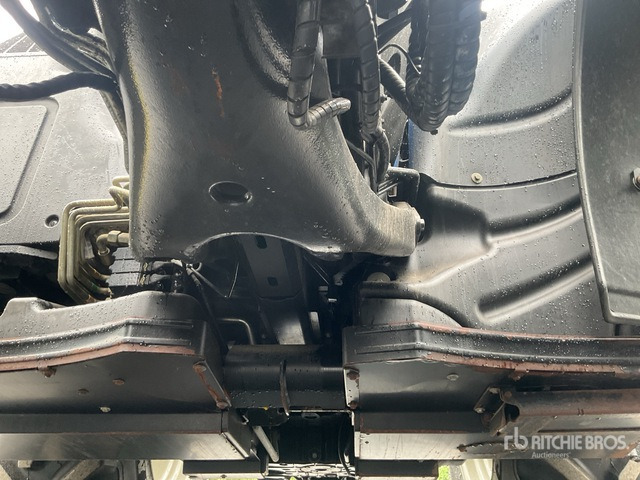 2016 New Holland T 7.315 Auto Command HD 4WD Tractor - Traktor: bilde 5 2016 New Holland T 7.315 Auto Command HD 4WD Tractor - Traktor: bilde 5