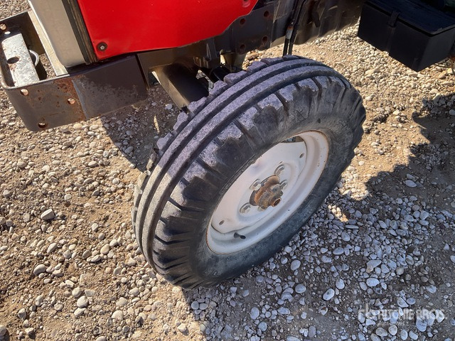 1997 Massey Ferguson 374S 2WD Tractor - Traktor: bilde 4 1997 Massey Ferguson 374S 2WD Tractor - Traktor: bilde 4