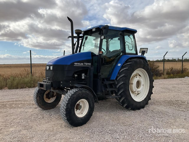 2003 New Holland TS110 2WD Tractor - Traktor: bilde 1 2003 New Holland TS110 2WD Tractor - Traktor: bilde 1