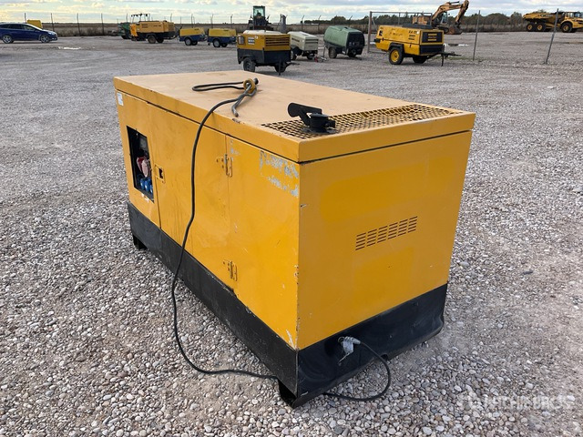 2005 Pramac GBL40 40 kVA (Inoperable) Generator Set - Elektrisk generator: bilde 2 2005 Pramac GBL40 40 kVA (Inoperable) Generator Set - Elektrisk generator: bilde 2