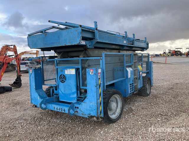 2006 Genie GS5390RT 4x4 Diesel Scissor Lift - Sakselift: bilde 3 2006 Genie GS5390RT 4x4 Diesel Scissor Lift - Sakselift: bilde 3