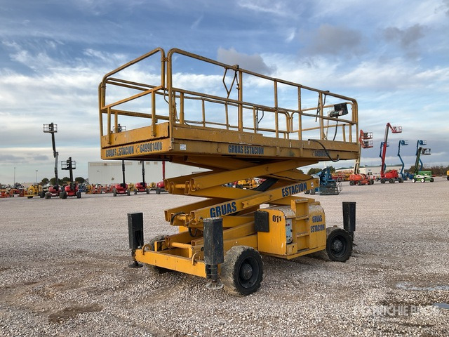 2006 Haulotte H12SXL 4x4 Diesel Scissor Lift - Sakselift: bilde 3 2006 Haulotte H12SXL 4x4 Diesel Scissor Lift - Sakselift: bilde 3