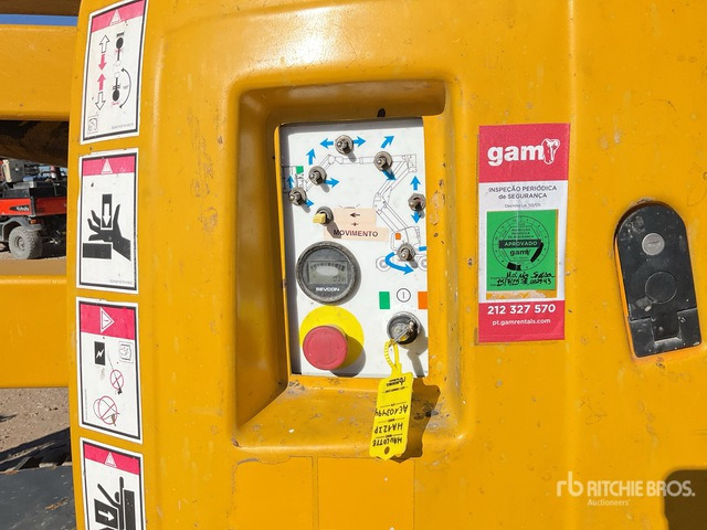 2006 Haulotte HA12IP 2WD Electric Articulating Boom Lift - Bomlift: bilde 5 2006 Haulotte HA12IP 2WD Electric Articulating Boom Lift - Bomlift: bilde 5