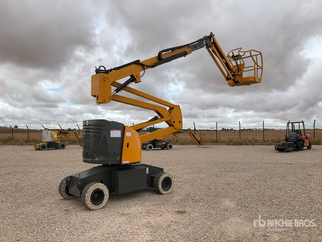 2007 Haulotte HA15IP 2WD Electric Articulating Boom Lift - Bomlift: bilde 2 2007 Haulotte HA15IP 2WD Electric Articulating Boom Lift - Bomlift: bilde 2