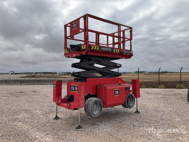 2011 Manitou 120SC 4x4 Diesel Scissor Lift - Sakselift: bilde 1 2011 Manitou 120SC 4x4 Diesel Scissor Lift - Sakselift: bilde 1