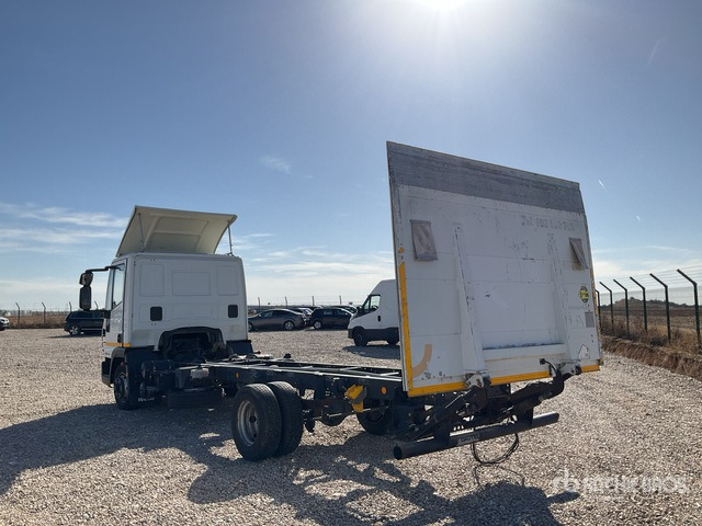 2012 Iveco Eurocargo 75E18 4x2 Cab and Chassis - Chassis lastebil: bilde 3 2012 Iveco Eurocargo 75E18 4x2 Cab and Chassis - Chassis lastebil: bilde 3