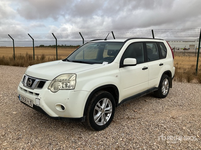 2012 Nissan X-Trail Automobile - SUV: bilde 1 2012 Nissan X-Trail Automobile - SUV: bilde 1