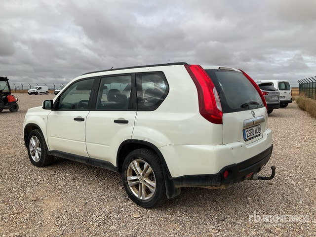 2012 Nissan X-Trail Automobile - SUV: bilde 2 2012 Nissan X-Trail Automobile - SUV: bilde 2