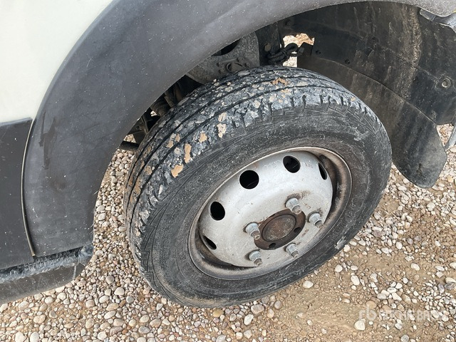 2014 Nissan NT400 Cabstar 35.12 2014 Oil&Steel Scorpion 1490 Sm ... Bucket Truck - Billift: bilde 4 2014 Nissan NT400 Cabstar 35.12 2014 Oil&Steel Scorpion 1490 Sm ... Bucket Truck - Billift: bilde 4