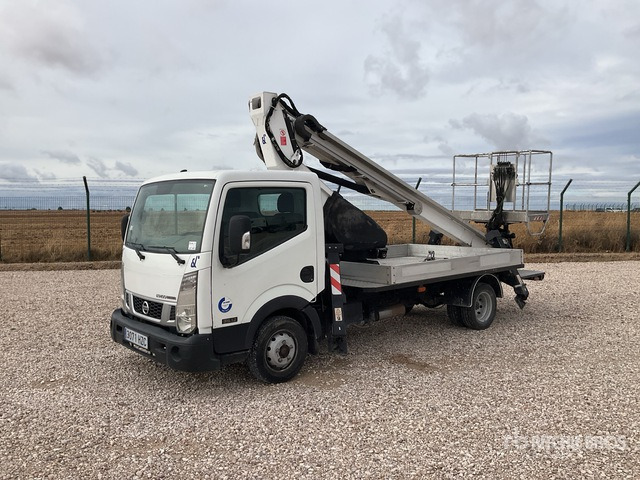 2014 Nissan NT400 Cabstar 35.12 2014 Oil&Steel Scorpion 1490 Sm ... Bucket Truck - Billift: bilde 1 2014 Nissan NT400 Cabstar 35.12 2014 Oil&Steel Scorpion 1490 Sm ... Bucket Truck - Billift: bilde 1