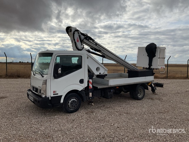 2018 Nissan NT400 35.13 2018 Oil&Steel Scorpion 1812 18 ... Bucket Truck - Billift: bilde 3 2018 Nissan NT400 35.13 2018 Oil&Steel Scorpion 1812 18 ... Bucket Truck - Billift: bilde 3