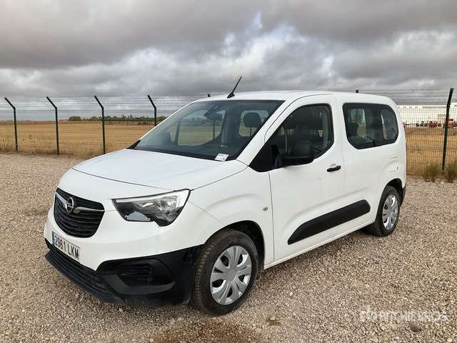 2020 Opel Combo Passenger Van - Minibuss, Persontransport: bilde 2 2020 Opel Combo Passenger Van - Minibuss, Persontransport: bilde 2