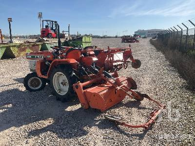 KUBOTA 4WD Quantity of (2) - Traktor: bilde 2 KUBOTA 4WD Quantity of (2) - Traktor: bilde 2