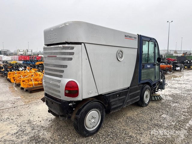 2002 Mathieu Azura Sweeper Truck - Feiebil: bilde 3 2002 Mathieu Azura Sweeper Truck - Feiebil: bilde 3
