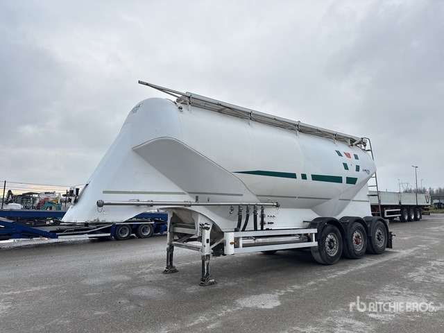 2010 Ompes Trailer CM 40 04 40 m3 Tri/A Cement Silo Trailer - Bulktrailer: bilde 1 2010 Ompes Trailer CM 40 04 40 m3 Tri/A Cement Silo Trailer - Bulktrailer: bilde 1