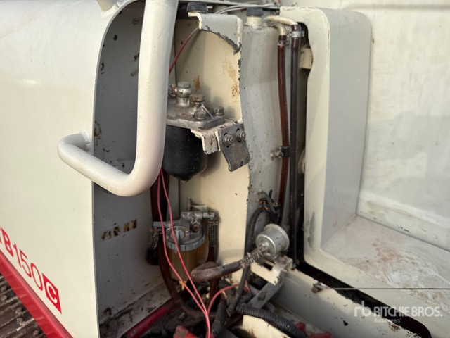 2011 Takeuchi TB150C Mini Excavator: <6.6t - Minigraver: bilde 4 2011 Takeuchi TB150C Mini Excavator: <6.6t - Minigraver: bilde 4