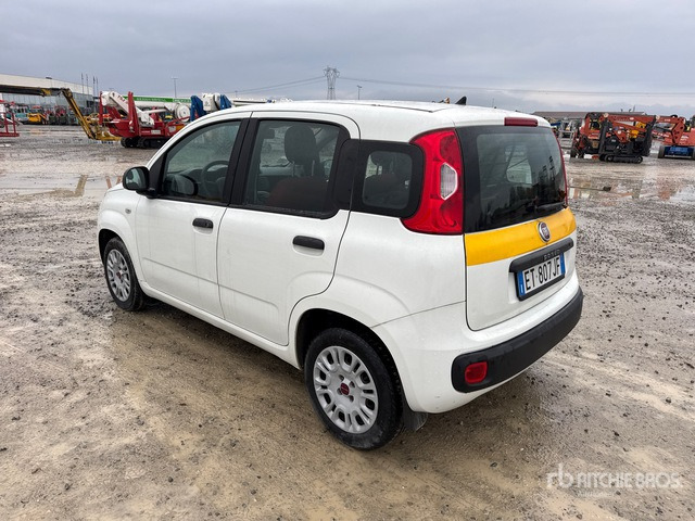 2013 Fiat Panda Automobile - Personenbil: bilde 2 2013 Fiat Panda Automobile - Personenbil: bilde 2