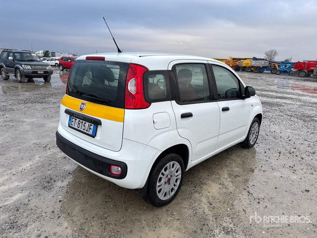 2013 Fiat Panda Automobile - Personenbil: bilde 3 2013 Fiat Panda Automobile - Personenbil: bilde 3