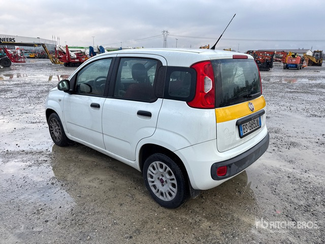 2013 Fiat Panda Automobile - Personenbil: bilde 2 2013 Fiat Panda Automobile - Personenbil: bilde 2