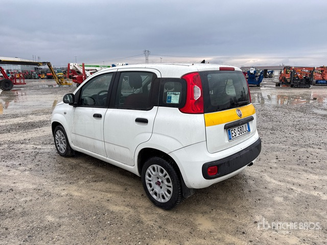 2013 Fiat Panda Automobile - Personenbil: bilde 2 2013 Fiat Panda Automobile - Personenbil: bilde 2
