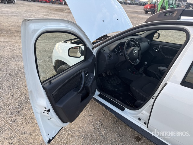 2014 DACIA DUSTER 4WD SUV - SUV: bilde 5 2014 DACIA DUSTER 4WD SUV - SUV: bilde 5