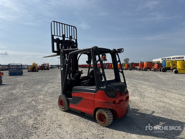 2014 Linde E30L-01 3000 kg Electric Forklift - El-truck: bilde 3 2014 Linde E30L-01 3000 kg Electric Forklift - El-truck: bilde 3