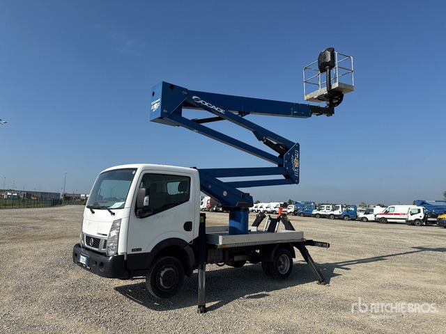 2015 Nissan Cabstar Cabstar 35.12 2015 Socage DA 324 24 m on Bucket Truck - Billift: bilde 1 2015 Nissan Cabstar Cabstar 35.12 2015 Socage DA 324 24 m on Bucket Truck - Billift: bilde 1