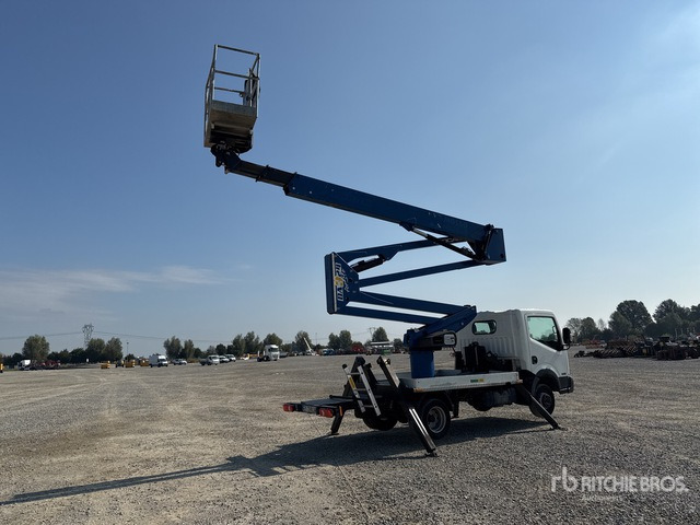 2015 Nissan Cabstar Cabstar 35.12 2015 Socage DA 324 24 m on Bucket Truck - Billift: bilde 3 2015 Nissan Cabstar Cabstar 35.12 2015 Socage DA 324 24 m on Bucket Truck - Billift: bilde 3