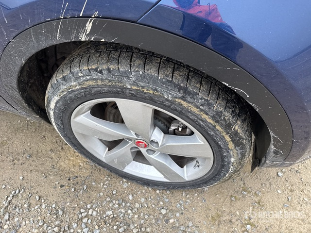 2017 Jaguar E-Pace 2.0D AWD SUV - SUV: bilde 4 2017 Jaguar E-Pace 2.0D AWD SUV - SUV: bilde 4