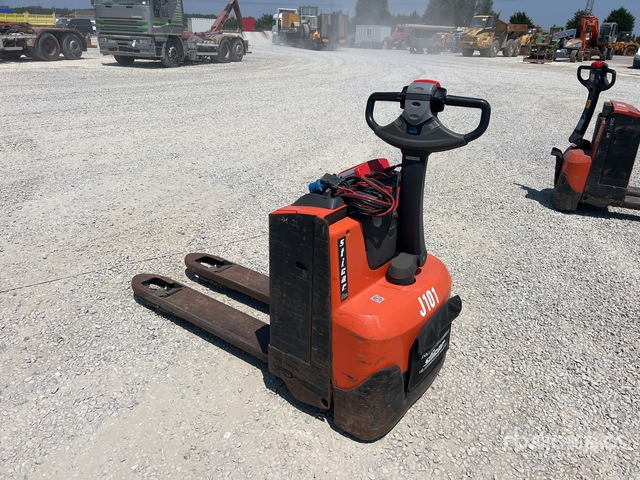 2019 Toyota LWE180 Electric Pallet Jack - Lavtløftende truck: bilde 4 2019 Toyota LWE180 Electric Pallet Jack - Lavtløftende truck: bilde 4