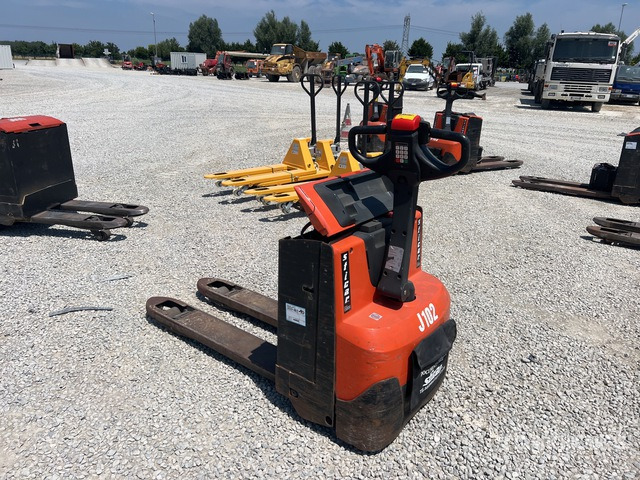 2019 Toyota LWE180 Electric Pallet Jack - Lavtløftende truck: bilde 4 2019 Toyota LWE180 Electric Pallet Jack - Lavtløftende truck: bilde 4