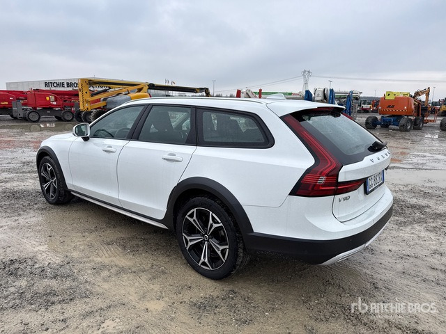 2021 Volvo V90 CROSS COUNTRY SW B4 D AUTO CC P ... Station Wagon - Stasjonsvogn: bilde 2 2021 Volvo V90 CROSS COUNTRY SW B4 D AUTO CC P ... Station Wagon - Stasjonsvogn: bilde 2
