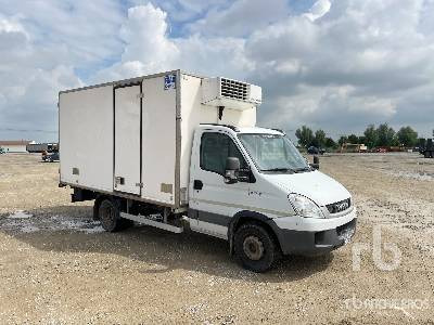 IVECO DAILY 70C17 4x2 - Lastebil med kjøl: bilde 4 IVECO DAILY 70C17 4x2 - Lastebil med kjøl: bilde 4