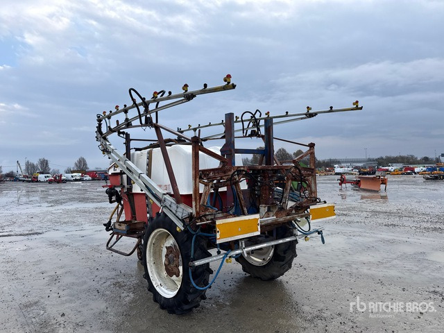 Polmac 1500 Pull-Type Sprayer - Trailersprøyte: bilde 2 Polmac 1500 Pull-Type Sprayer - Trailersprøyte: bilde 2