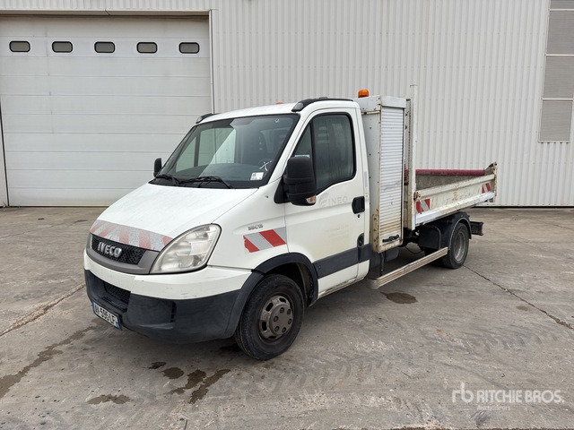 2010 Iveco 35C13 Camion Benne Dump Truck: Light Duty - Varebil med tipp: bilde 1 2010 Iveco 35C13 Camion Benne Dump Truck: Light Duty - Varebil med tipp: bilde 1